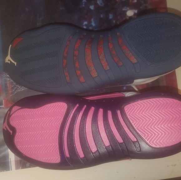 Custom jordan retro 12. Size 11. - Picture 6 of 9